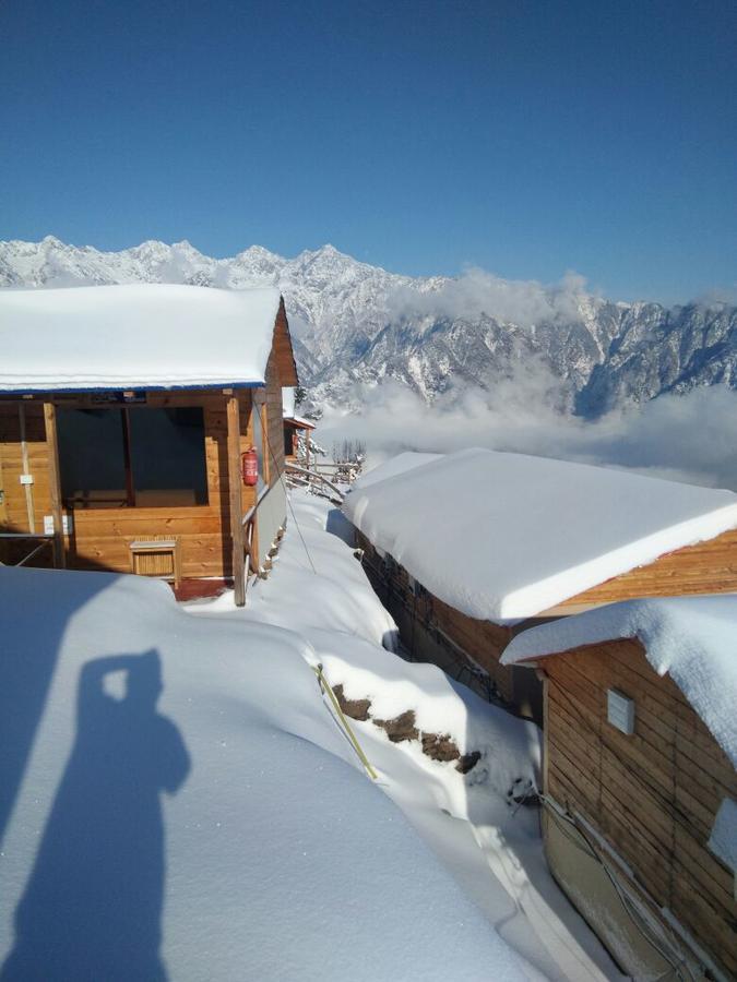 Blue Poppy Resorts Joshīmath Dış mekan fotoğraf